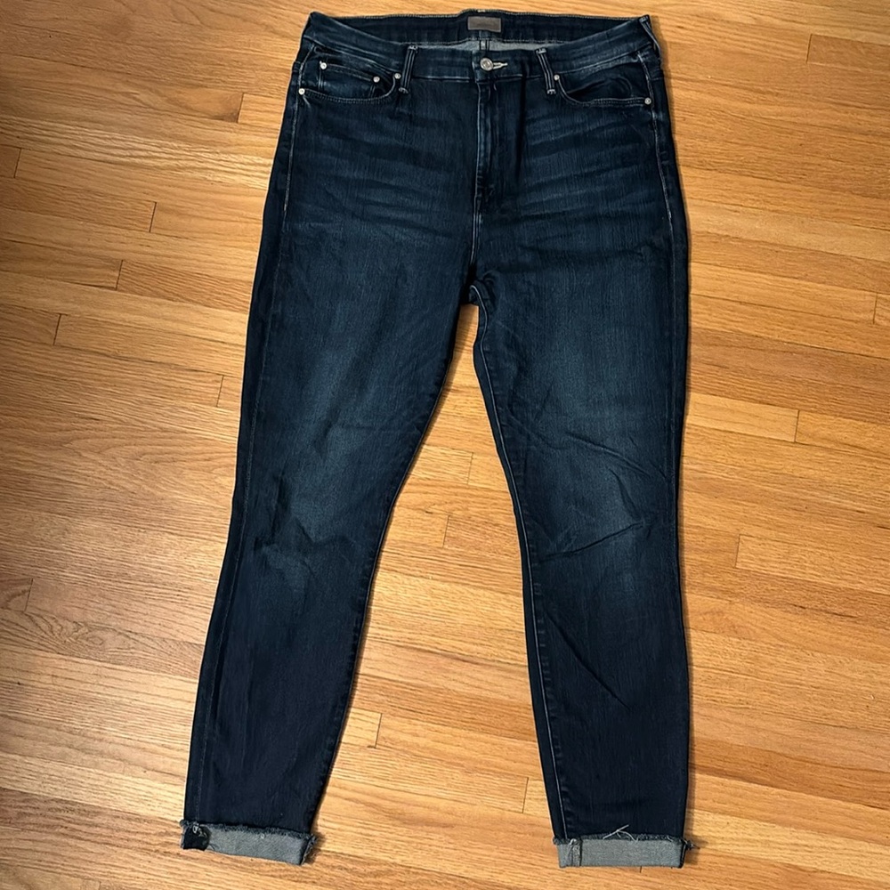 Mother Looker Ankle Fray 32